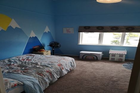 Photo of property in 43 Pleasant Road, Glen Eden, Auckland, 0602