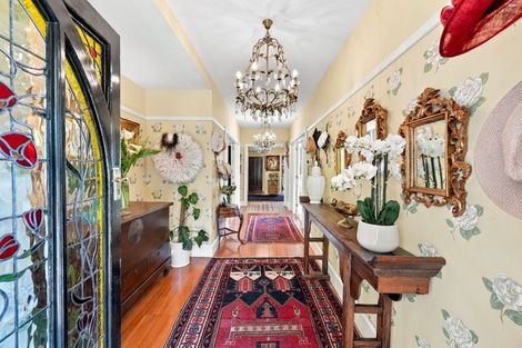 Photo of property in 17 Heaton Rhodes Place, Cashmere, Christchurch, 8022