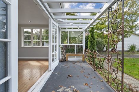 Photo of property in 15 Rira Street, Marton, 4710