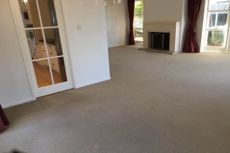 Photo of property in 16 Paisley Street, Mellons Bay, Auckland, 2014