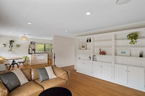 Photo of property in 112 Spinella Drive, Bayview, Auckland, 0629