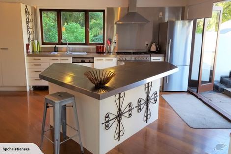 Photo of property in 6a Channel View Road, Campbells Bay, Auckland, 0630