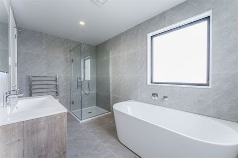 Photo of property in 13 Kapehu Road, Silverdale, 0932