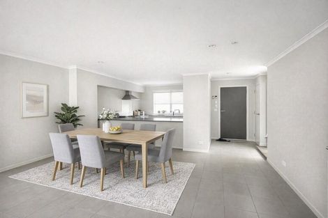 Photo of property in 6 Akeake Lane, Manurewa, Auckland, 2102