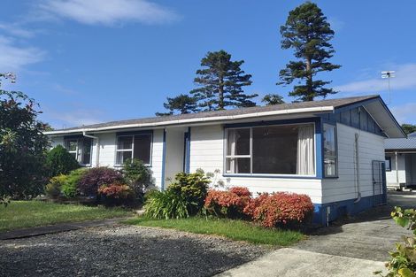 Photo of property in 59 Chilcott Road, Henderson, Auckland, 0612