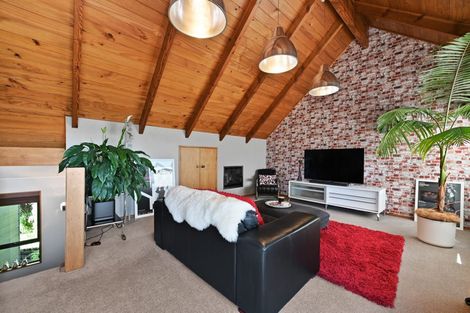 Photo of property in 1b Wellington Street, Hamilton East, Hamilton, 3216