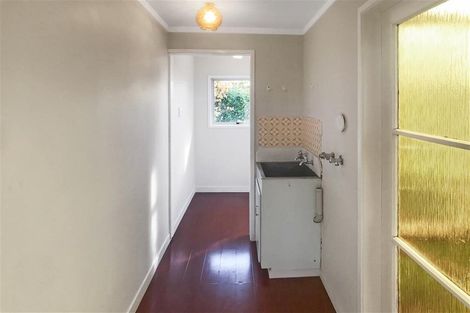 Photo of property in 54 Meadway, Sunnyhills, Auckland, 2010