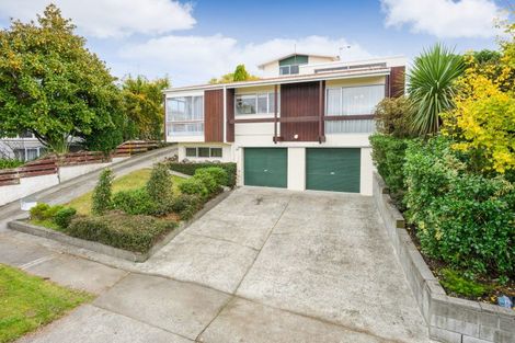 Photo of property in 24 Wikiriwhi Crescent, Awapuni, Palmerston North, 4412