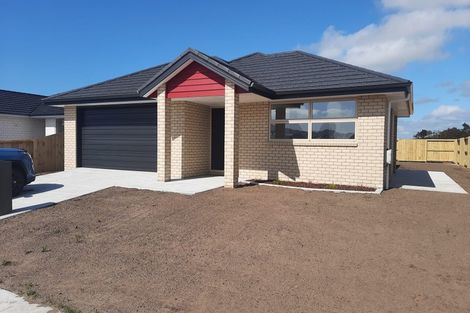 Photo of property in 91 Kaurinui Crescent, One Tree Point, 0118