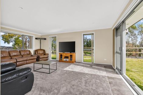 Photo of property in 193 Kimihia Road, Huntly, 3771