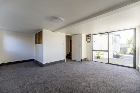 Photo of property in 2/22 Marston Road, Kensington, Timaru, 7910
