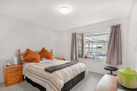 Photo of property in 2 Redwood Place, Oxford, 7430