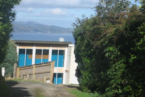 Photo of property in 198 Normandale Road, Normandale, Lower Hutt, 5010