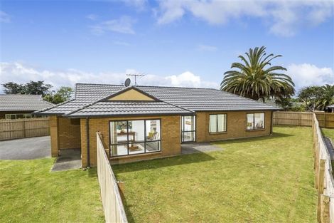 Photo of property in 66 Wattle Farm Road, Wattle Downs, Auckland, 2103