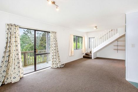 Photo of property in 96 Sunnyside Road, Sunnyvale, Auckland, 0612