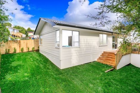 Photo of property in 22 Glastron Place, Bayview, Auckland, 0629