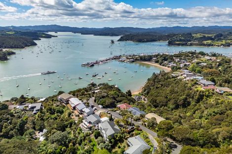 Photo of property in 4 De Haven Street, Opua, 0200