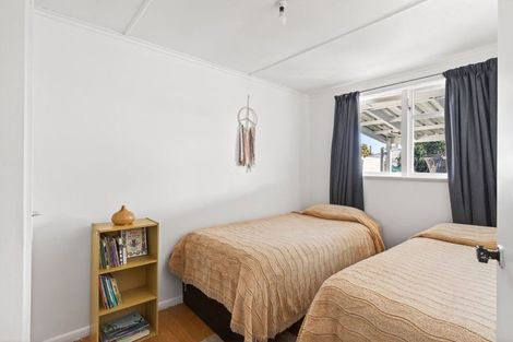 Photo of property in 5 Kara Street, Outer Kaiti, Gisborne, 4010