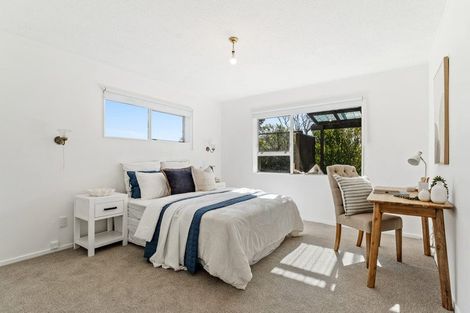 Photo of property in 1/20 Halldene Terrace, Red Beach, 0932