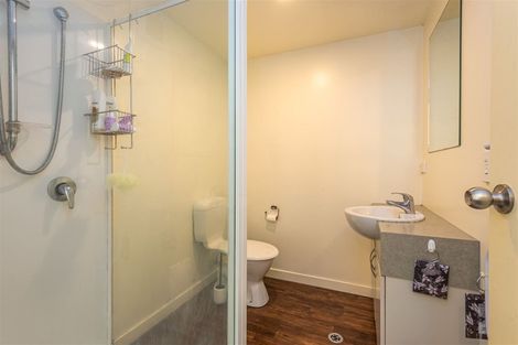 Photo of property in 4/30 Mathesons Road, Phillipstown, Christchurch, 8011