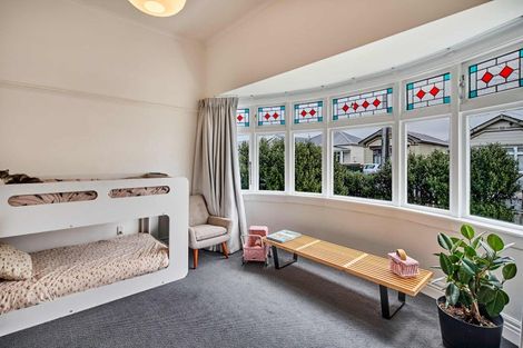 Photo of property in 18 Beach Street, Petone, Lower Hutt, 5012