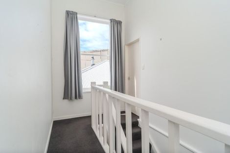 Photo of property in 24 Luxford Street, Berhampore, Wellington, 6023