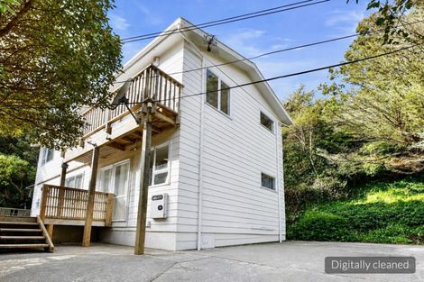 Photo of property in 31b Omega Street, Newlands, Wellington, 6037