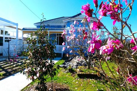 Photo of property in 123 Queen Street, Westport, 7825