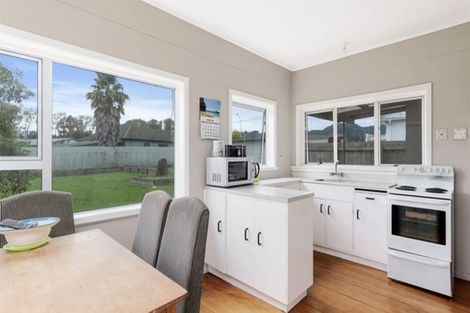 Photo of property in 1 Lee Road, Hannahs Bay, Rotorua, 3010