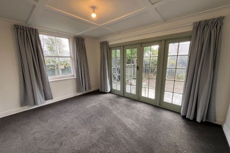 Photo of property in 29 Ruahine Street, Roslyn, Palmerston North, 4414