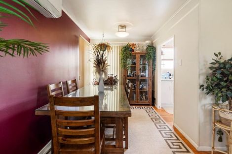 Photo of property in 97 Chichester Drive, Rosehill, Papakura, 2113