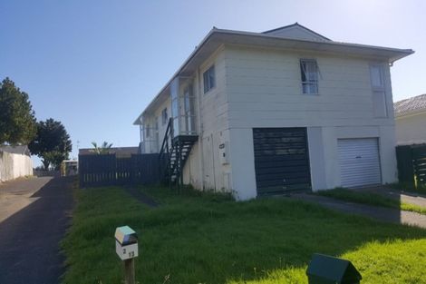 Photo of property in 1/11 Frobisher Way, Clendon Park, Auckland, 2103