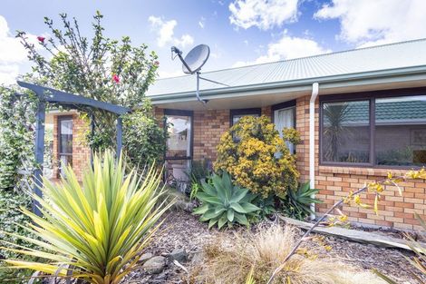 Photo of property in 2 Meadowpark Drive, Dargaville, 0310