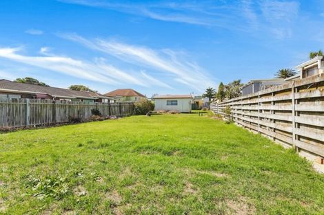Photo of property in 68 Main Road, Titahi Bay, Porirua, 5022