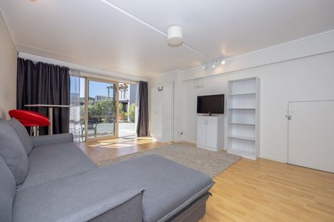 Photo of property in 9/43 Plantation Road, Wanaka, 9305