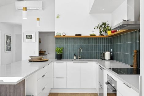 Photo of property in 14 Pounamu Avenue, Albert Town, Wanaka, 9305