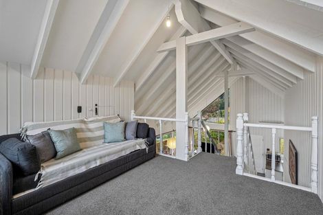 Photo of property in 21 Watts Road, Fernhill, Queenstown, 9300