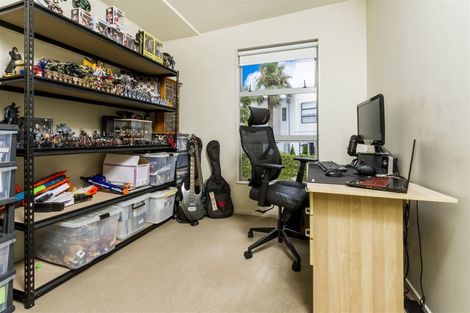 Photo of property in 5/40 Scarlet Oak Drive, Schnapper Rock, Auckland, 0632