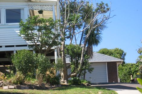 Photo of property in 2/531 Beach Road, Murrays Bay, Auckland, 0630