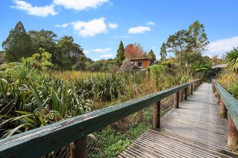 Photo of property in 29 Onedin Place, Titirangi, Auckland, 0604