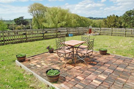 Photo of property in Gibbons Road, Kaiwaka, 0573