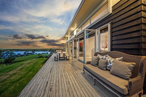 Photo of property in 51 Edward Jonkers Drive, Riverhead, Albany, 0793