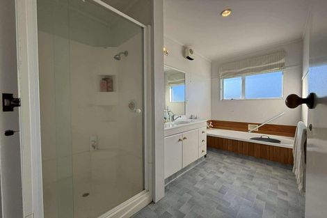 Photo of property in 11 Charleston Avenue, Boulcott, Lower Hutt, 5011