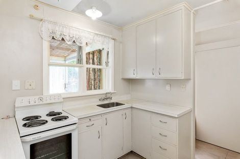 Photo of property in 17 John Street, Levin, 5510