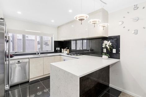 Photo of property in 7 Dewan Lane, Papatoetoe, Auckland, 2025