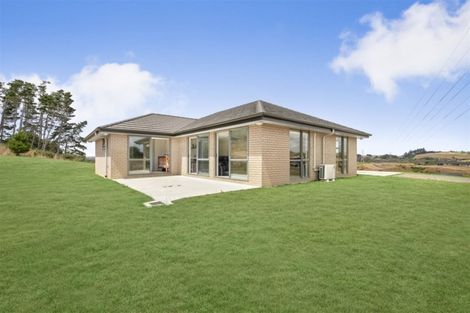 Photo of property in 12 Peet Row, Pokeno, 2471