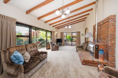 Photo of property in 9 Calder Place, Feilding, 4702