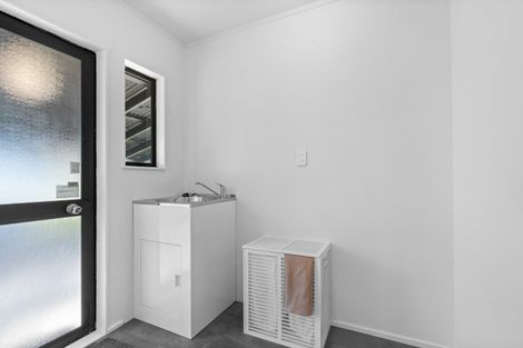 Photo of property in 424 High Street South, Carterton, 5713