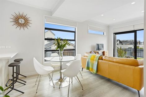 Photo of property in 19 Frank Gill Road, Hobsonville, Auckland, 0616