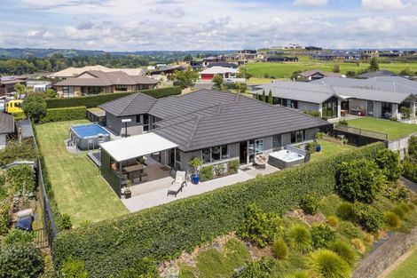 Photo of property in 5 Vantage Place, Omokoroa, 3114